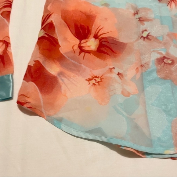 La Vie En Rose Floral Satin Button-Up Blouse Size XS - Picture 14 of 16